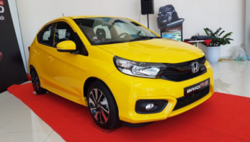 Honda Brio 1.2 RS OP1 thumb