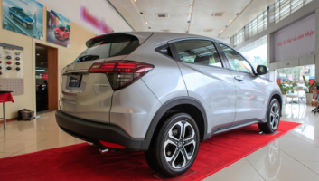 Honda HR-V L 2019 thumb